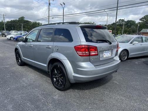 2020 Dodge Journey SE Value