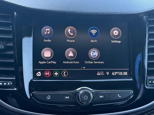 Silver Ice Metallic 2021 Chevrolet Trax LT