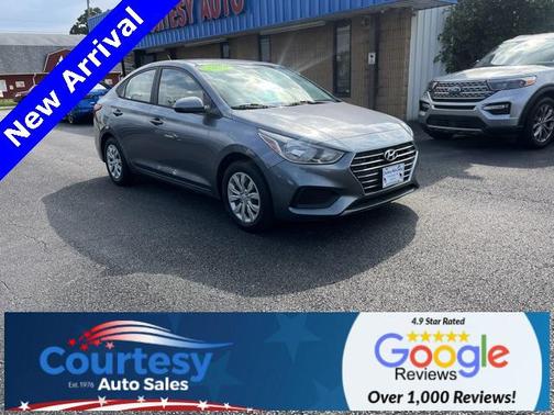 2020 Hyundai Accent SE