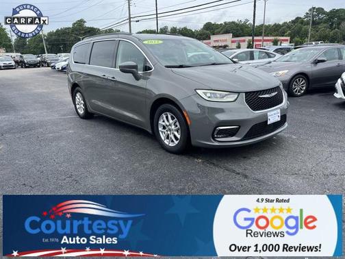 2022 Chrysler Pacifica Touring L
