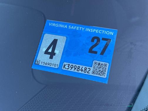 Glacier White 2022 Nissan Rogue S