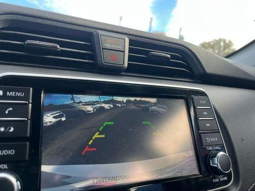 2024 Nissan Versa 1.6 S