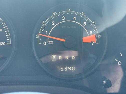 Deep Cherry Red Crystal Pearlcoat 2014 Jeep Patriot Latitude