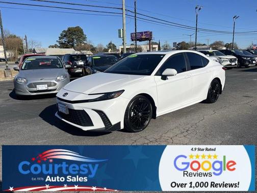 2025 Toyota Camry SE