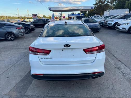 2016 Kia Optima LX