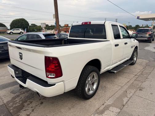 2017 RAM 1500 Express