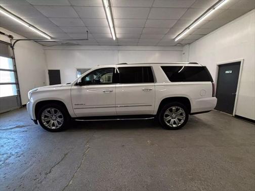 2017 GMC Yukon XL Denali