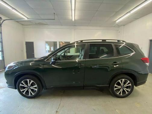 2023 Subaru Forester Sport