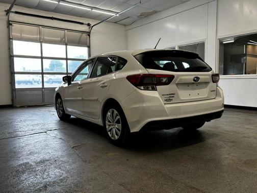 2022 Subaru Impreza Base