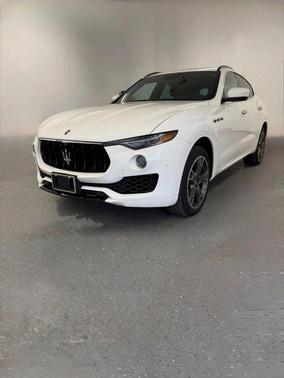2017 Maserati Levante Base