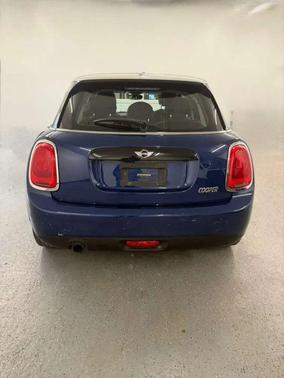 2017 MINI Hardtop Cooper