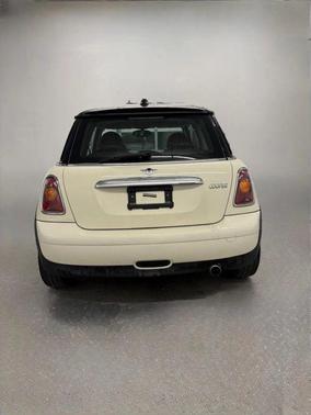 2010 MINI Cooper Base