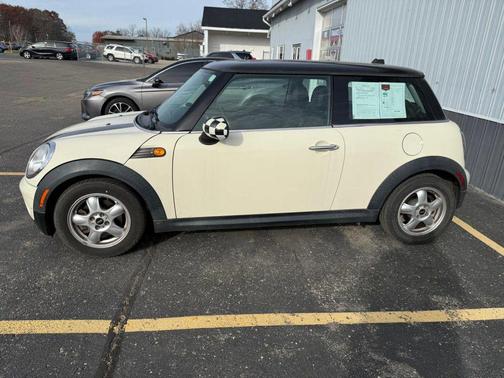 2010 MINI Cooper Base