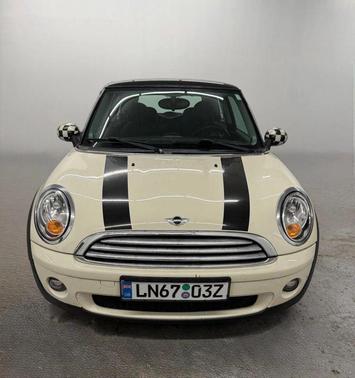 2010 MINI Cooper Base
