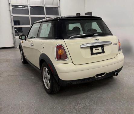 2010 MINI Cooper Base