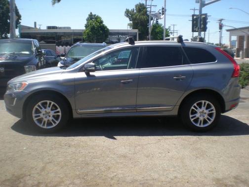 Gray 2016 Volvo XC60 T5 Premier
