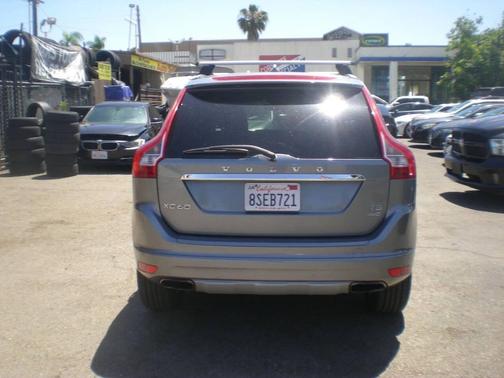 Gray 2016 Volvo XC60 T5 Premier