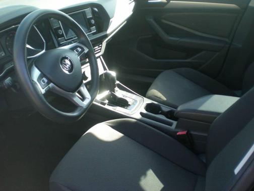Black Uni 2019 Volkswagen Jetta 1.4T S