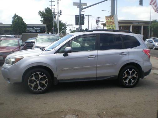 Ice Silver Metallic 2014 Subaru Forester 2.0XT Touring