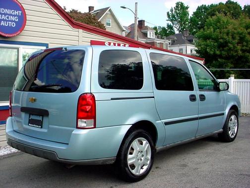 Photo 5 of 24 of 2007 Chevrolet Uplander Cargo Van