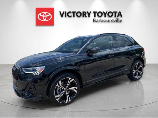 Mythos Black Metallic 2024 Audi Q3 45 S line Premium Plus