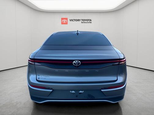 2024 Toyota Crown XLE