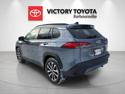 2025 Toyota Corolla Cross XLE