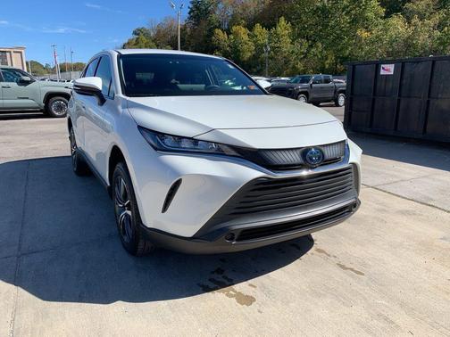 2022 Toyota Venza LE