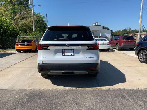 2026 Toyota Grand Highlander Platinum