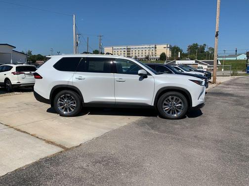 2026 Toyota Grand Highlander Platinum