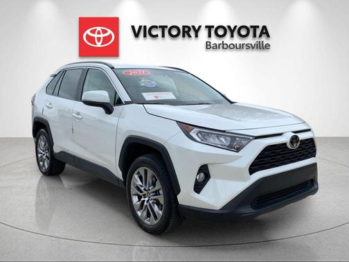 Blizzard Pearl 2021 Toyota RAV4 XLE Premium