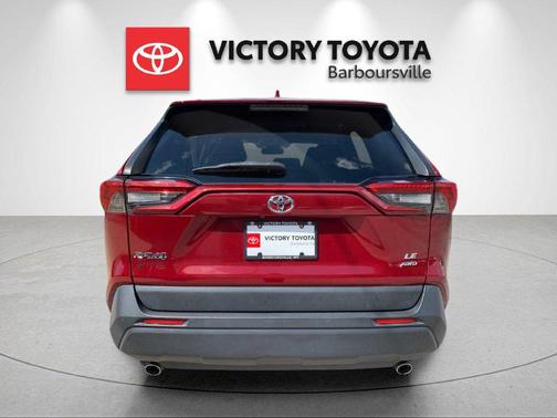 Ruby Flare Pearl 2021 Toyota RAV4 LE