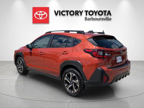 Pearl 2025 Subaru Crosstrek Premium