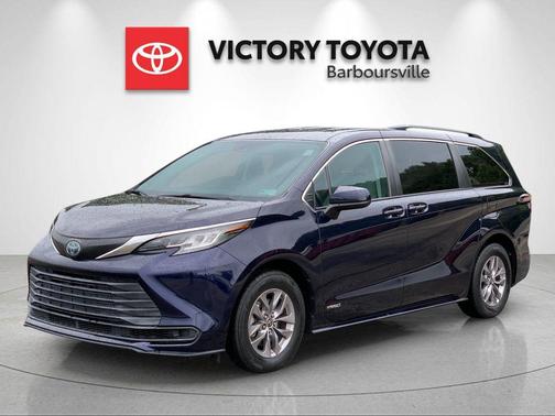Predawn Gray Mica 2021 Toyota Sienna LE