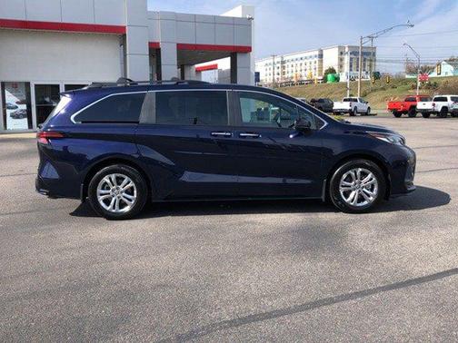 Blueprint 2023 Toyota Sienna XSE 7 Passenger