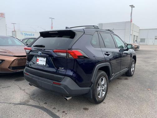 2023 Toyota RAV4 Hybrid XLE