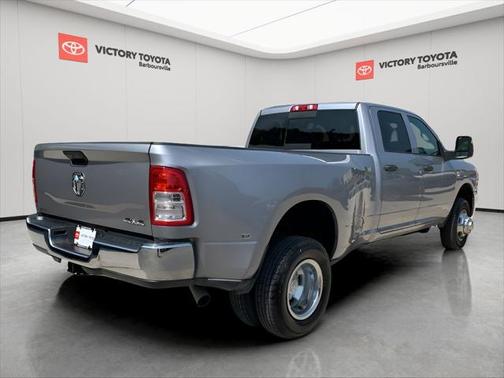 2024 RAM 3500 Tradesman Crew Cab 4x4 8' Box