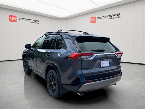 2025 Toyota RAV4 Hybrid SE