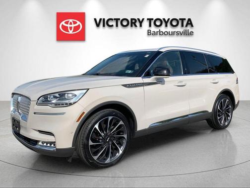 Pearl Metallic 2022 Lincoln Aviator Reserve AWD