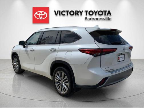 Blizzard Pearl 2020 Toyota Highlander Platinum