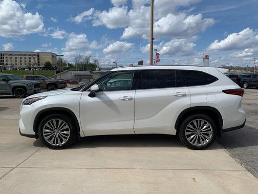 Blizzard Pearl 2020 Toyota Highlander Platinum