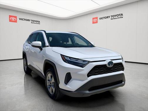 2022 Toyota RAV4 Hybrid XLE