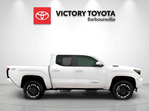 2025 Toyota Tacoma Hybrid TRD Sport