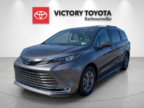 2024 Toyota Sienna XLE