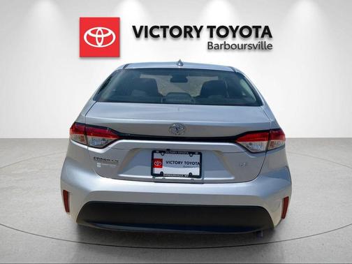 Classic Silver Metallic 2025 Toyota Corolla LE