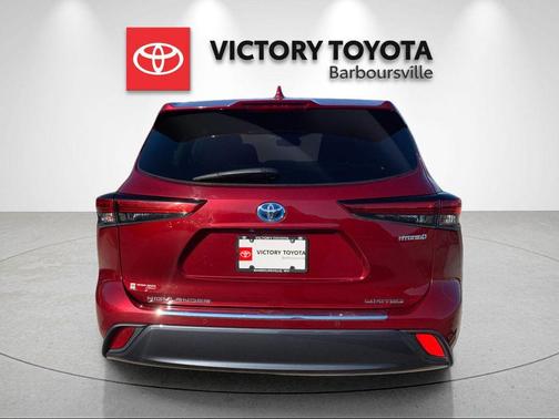 Ruby Flare Pearl 2022 Toyota Highlander Hybrid Limited