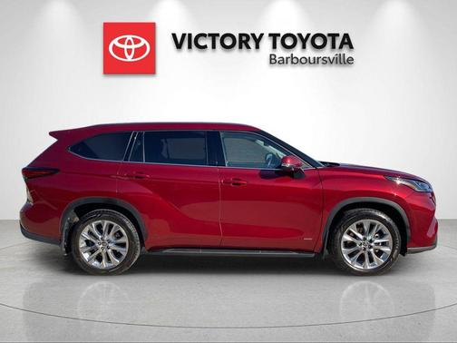 Ruby Flare Pearl 2022 Toyota Highlander Hybrid Limited