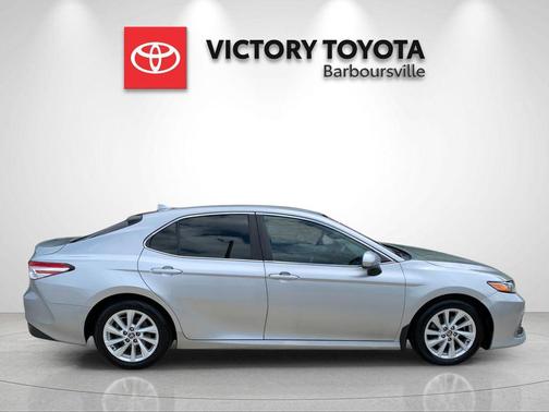 Celestial Silver Metallic 2022 Toyota Camry LE