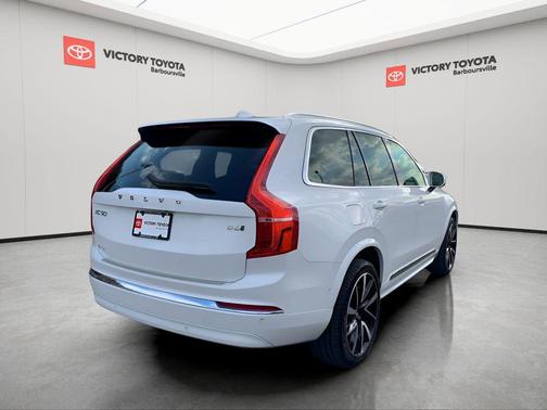2023 Volvo XC90 B6 Plus 7-Seater