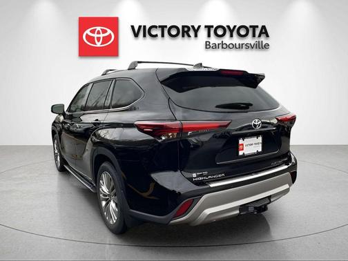 2026 Toyota Highlander Platinum